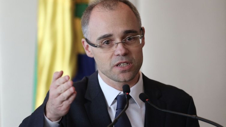 O advogado-geral da União, André Mendonça participa do lançamento do Portal do Observatório Nacional.