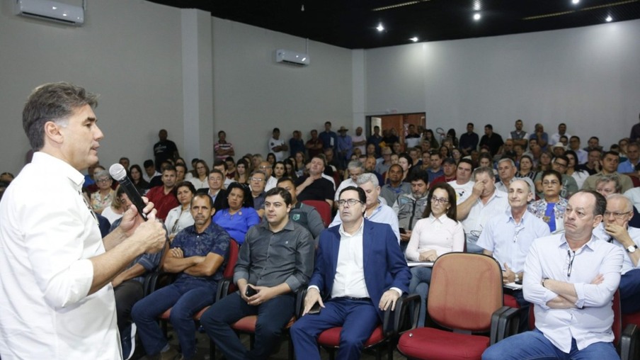 Prefeito Paranhos apresentou mais detalhes sobre os investimentos que pretende fazer com empréstimo do Fonplata - Foto: Secom 