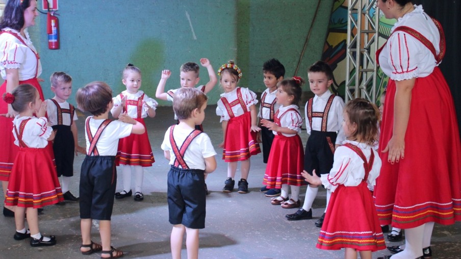 Encontro de danças para crianças será neste sábado à tarde no Pavilhão Alemão em Marechal