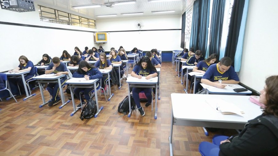 Paraná vai ampliar oferta de educação integral para 2020