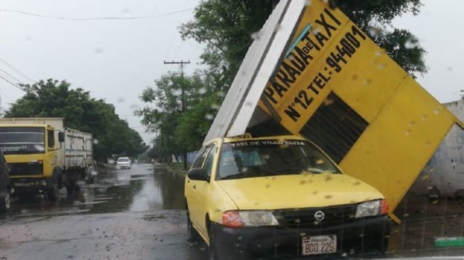 Tempestade atinge o Paraguai e deve chegar ao Paraná ainda hoje (VEJA VÍDEO)
