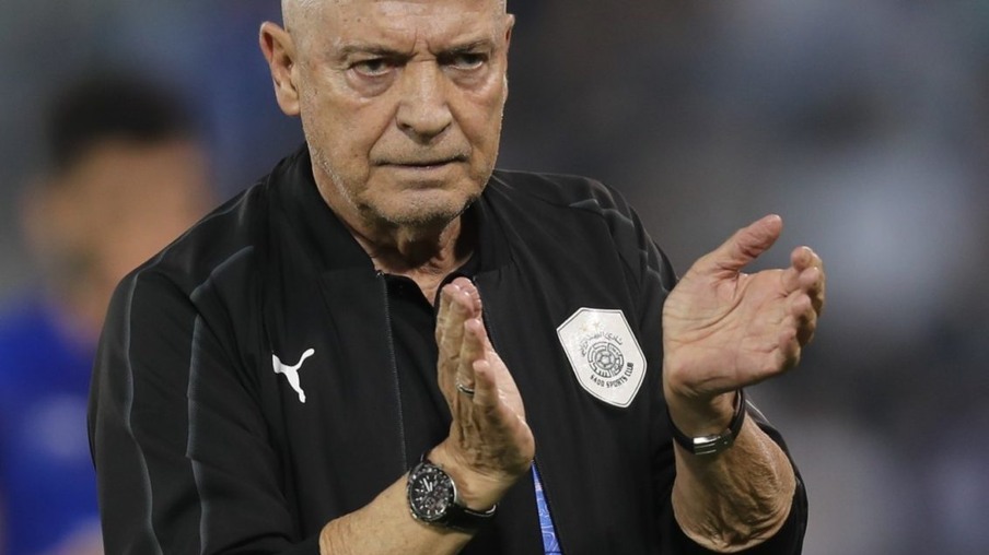 MERCADO DA BOLA | Santos anuncia técnico português para 2020