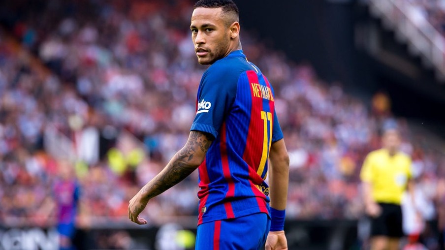 Temendo saída de Neymar para o Barça, PSG elege o substituto: Mané