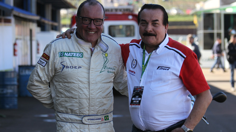 Afonso Rangel e Pedro Lecheta, dois pilotos que levaram torcedores ao Autódromo de Cascavel na década de 80- Fotos: Orlei Silva