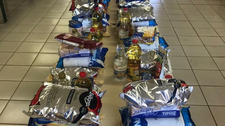 Colégio Padre Carmelo realiza segunda distribuição de alimentos a alunos