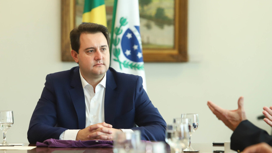 Governo do Estado concede licença especial para 56 mil servidores do Paraná