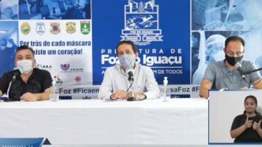 Prefeito Chico Brasileiro anuncia novas medidas de contenção da covid-19 em Foz do Iguaçu