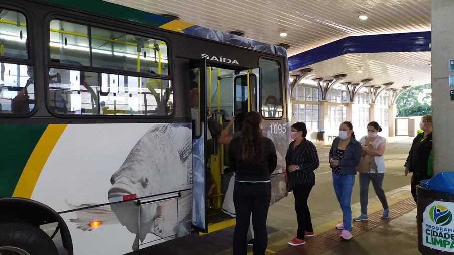 AO VIVO: veja as alterações no transporte coletivo, rodoviária e outros serviços de trânsito em Cascavel