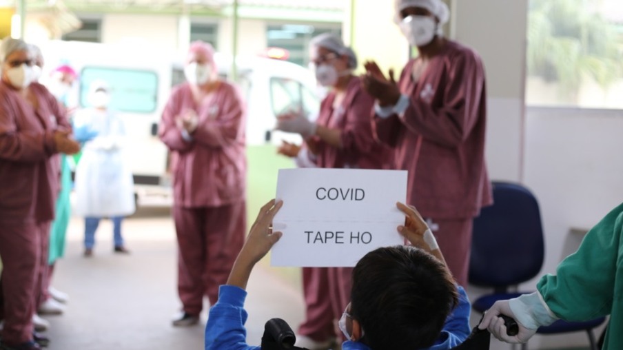 Hospitais comemoram toda alta de pacientes que venceram a covid - Foto: Divulgação