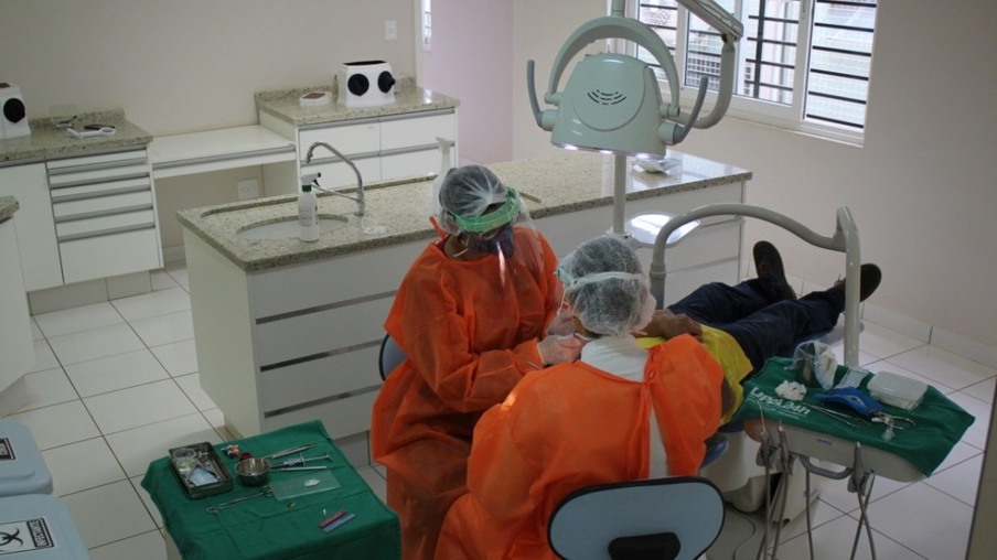 Saúde Bucal faz busca de pacientes para retomada dos atendimentos em Cascavel