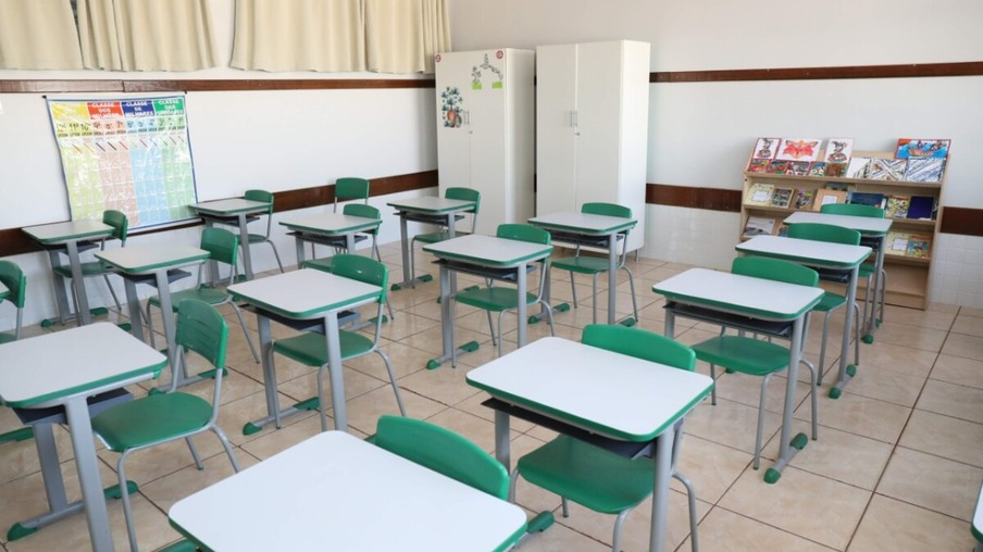 Início das aulas presenciais na rede municipal é adiado em Cascavel