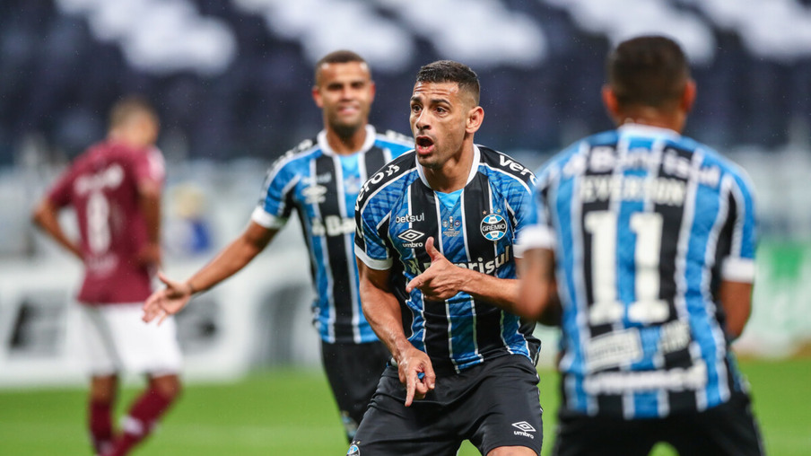 Diego Souza voltou como titular e marcou o gol do título. Foto: Lucas Uebel/Grêmio
