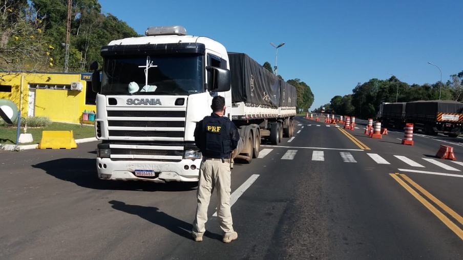 PRF apreende  mais de 10 toneladas de maconha e atinge a marca de 106 toneladas no Paraná