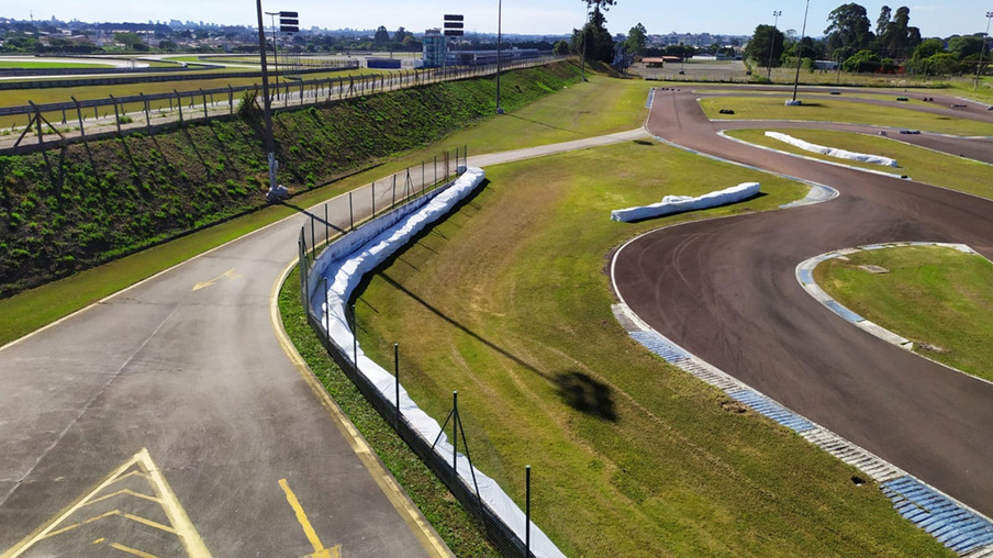 O Kartódromo Raceland Internacional começa a receber amanhã os kartistas para o Paranaense de Kart

Crédito: Divulgação
