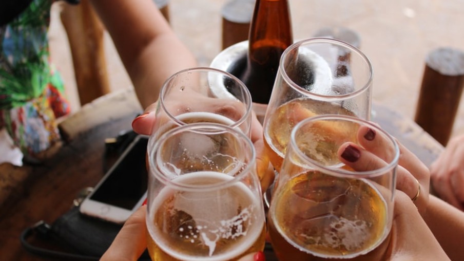 Cascavel: novo decreto proíbe consumo de bebida alcoólica na Rua a partir das 21h