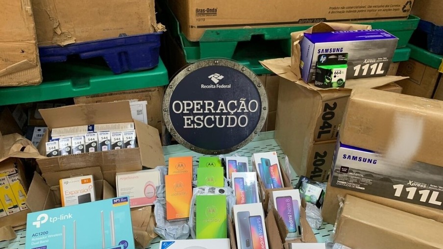 Receita Federal apreende mais de R$ 1,2 milhão em mercadorias remetidas ilegalmente pela via postal