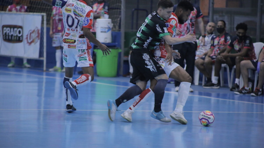 Cascavel Futsal vence o Marreco e garante o primeiro lugar no grupo A do estadual