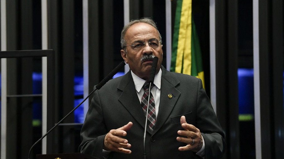 Senado: Chico Rodrigues retifica pedido de licença de 90 para 121 dias