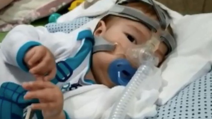 Bebê de Marmeleiro é sorteado para receber medicamento que custa mais de R$ 11 milhões