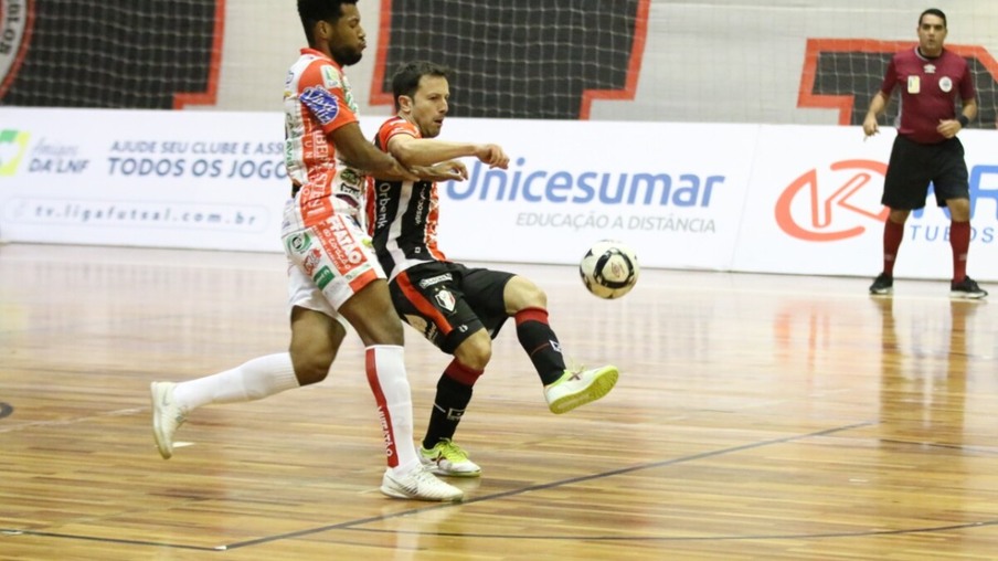 Cascavel Futsal perde para o Joinville pela LNF