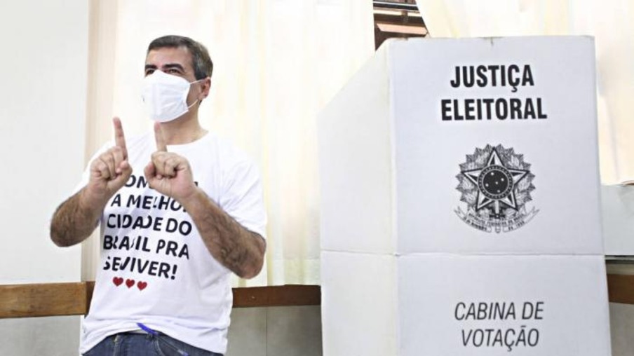 Marcelo Belinati é reeleito prefeito de Londrina