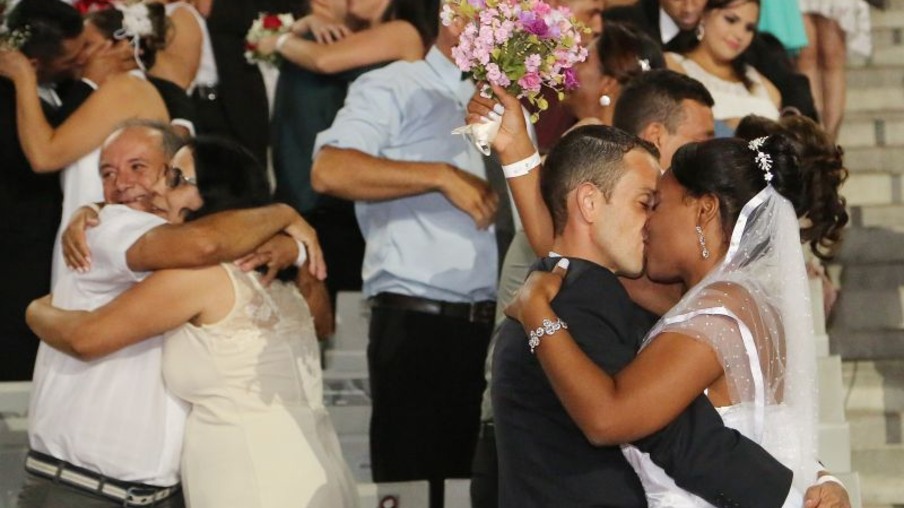 Inscrições para o casamento civil coletivo no Paraná terminam nesta semana
