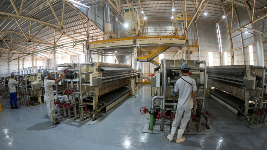 Indústria mantém liderança na geração de empregos formais no Paraná
