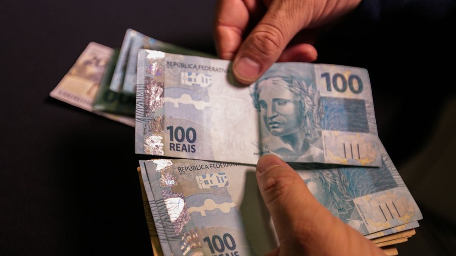 Contas públicas fecham novembro com saldo negativo de R$ 18,2 bilhões