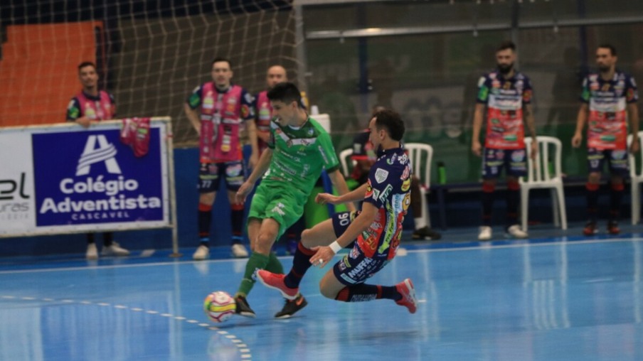 Cascavel é eliminado pelo Dois Vizinhos na Liga Futsal Paraná