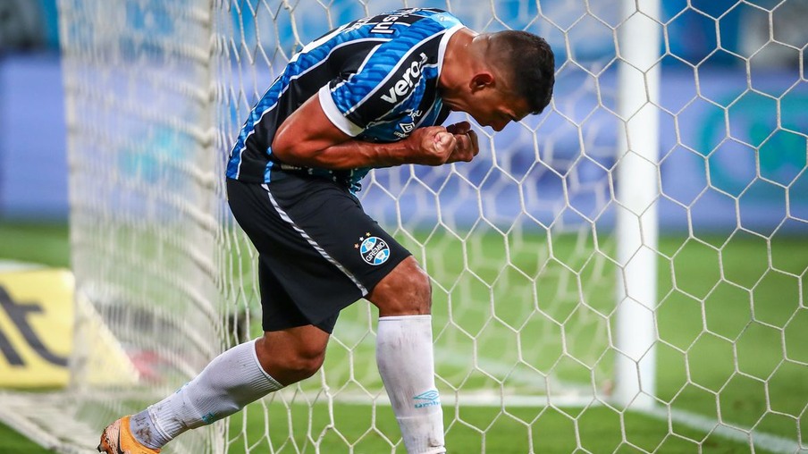 Copa do Brasil: Com gol de Diego Souza, Grêmio bate São Paulo