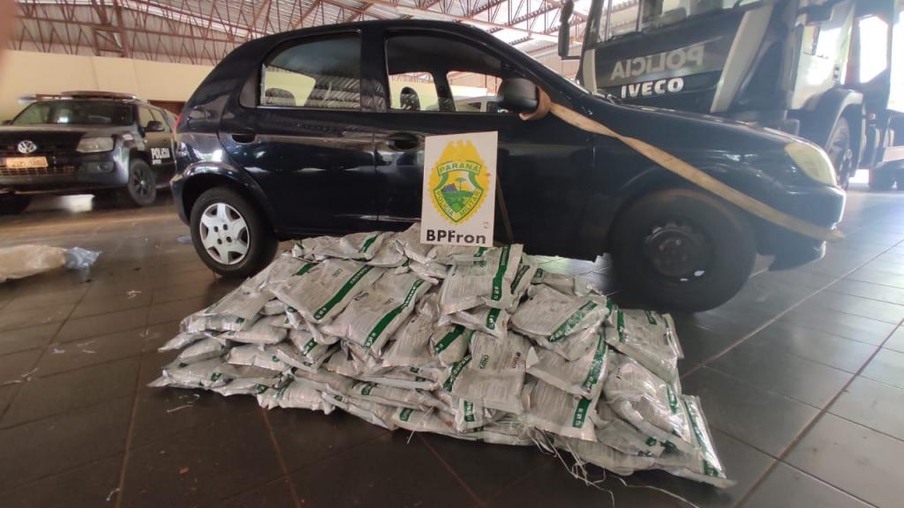 BPFron apreende carro carregado com agrotóxicos durante Operação Hórus em Guaíra