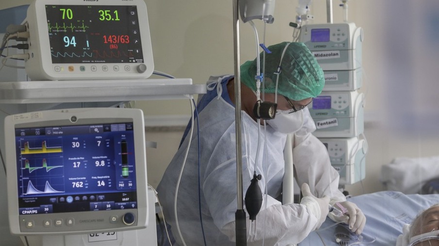 Ainda não falta oxigênio em hospitais do Paraná, mas aumento de casos preocupa