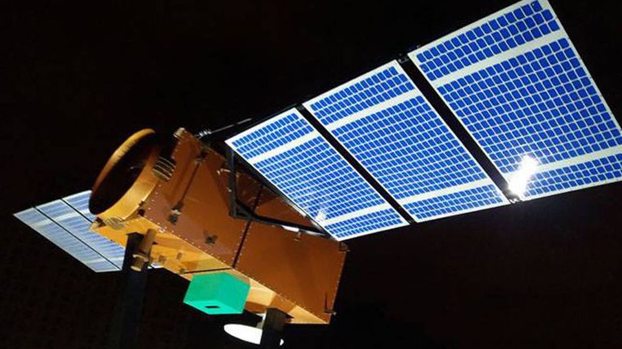 O Amazonia 1 é o primeiro satélite de Observação da Terra completamente projetado, integrado, testado e operado pelo Brasil.