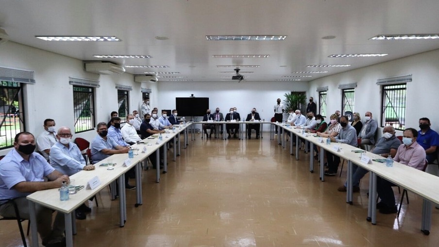 Prefeito Zado apresenta novos projetos ao presidente da Itaipu Binacional