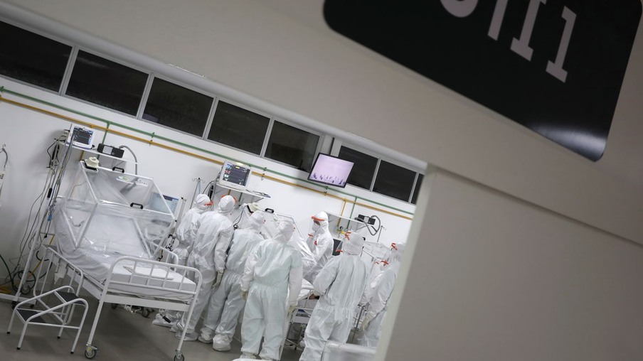Ocupação de UTIs chega ao pior nível da pandemia, diz Fiocruz