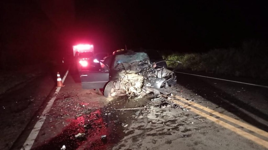 Grave acidente deixa três mortos na BR-272 entre Guaíra e Terra Roxa