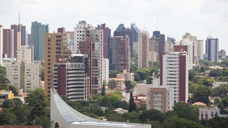 "Desafio da prefeitura é ajudar a cidade a ser independente", afirma Paranhos
