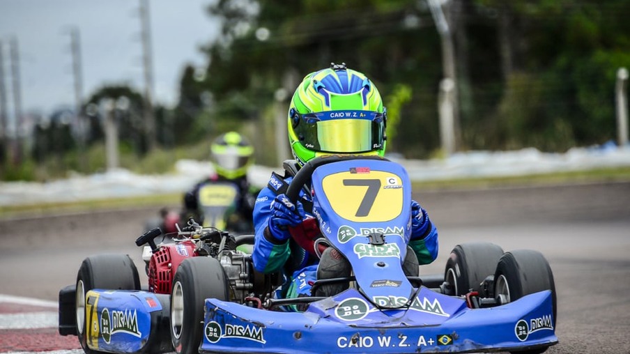 Caio Zorzetto venceu a etapa de abertura da Copa Super Paraná de Kart no Raceland Internacional no último dia 8

Crédito: Eni Alves