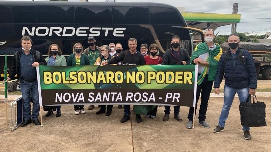 Grupos de Marechal, Quatro Pontes e Nova Santa Rosa vão a Brasília participar do Movimento Brasil Verde Amarelo