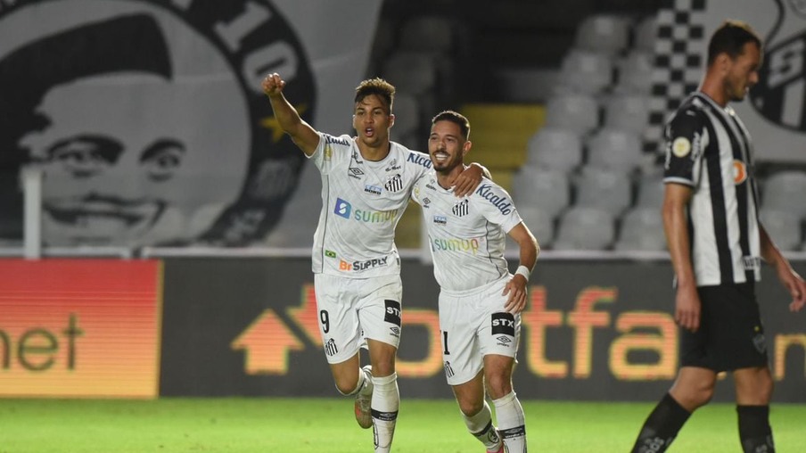 Brasileiro: Santos vence Atlético-MG por 2 a 0 na Vila Belmiro