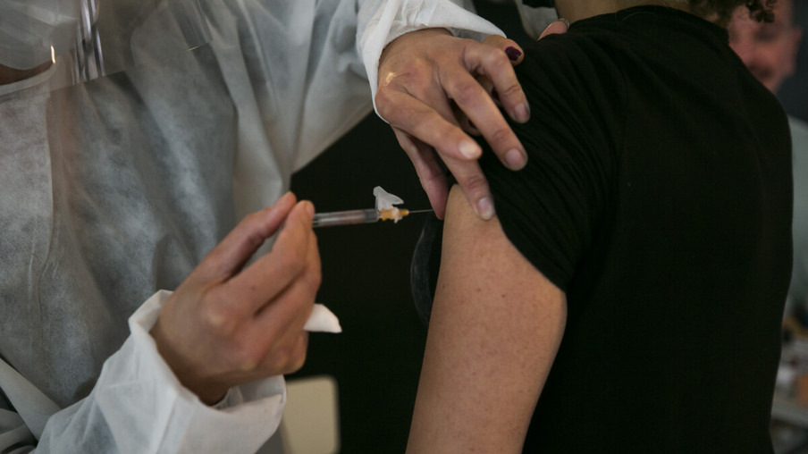 Campanha Essencial é Viver monitora necessidades dos municípios para vacinação