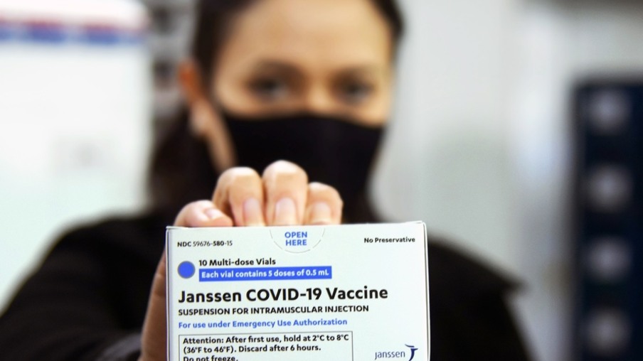 Governo muda estratégia para vacinar 80% até o fim de agosto