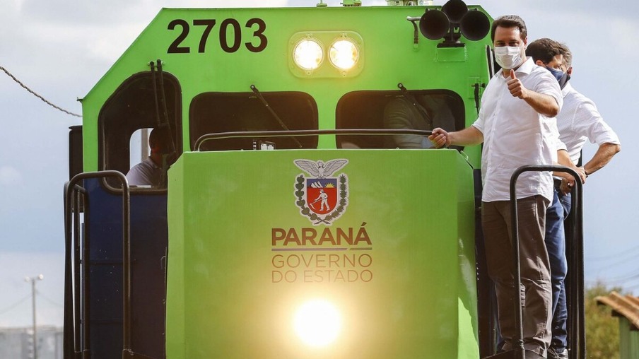 Coluna ADI pelo Paraná: Nova Ferroeste II, PS de militares e final da fila
