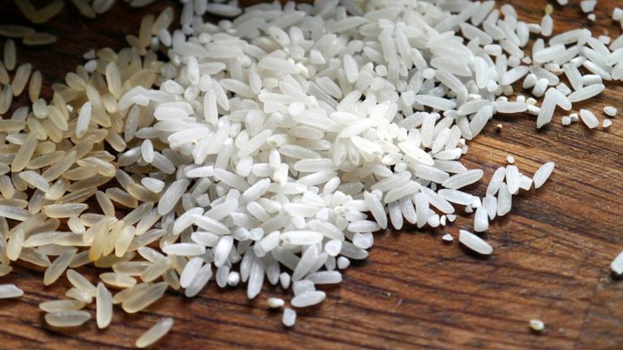 Ritual do arroz: atraia dinheiro para sua vida