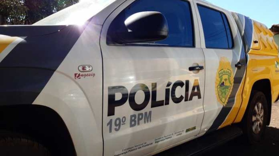 Bandidos assaltam dois ônibus de turismo no Paraná