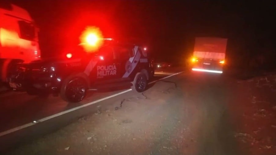 Paraná: dois suspeitos são presos e dois são mortos em confronto após furto de caminhão