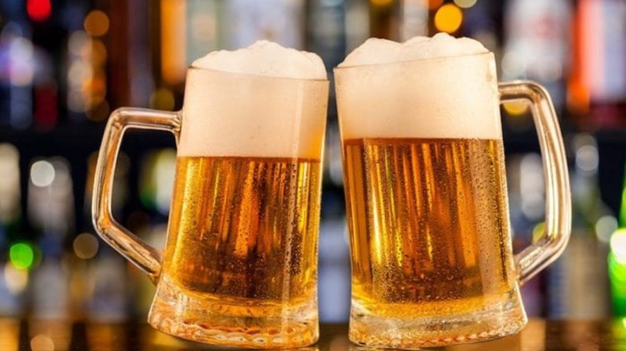 Aumento no preço da cerveja preocupa setor de bares e restaurantes