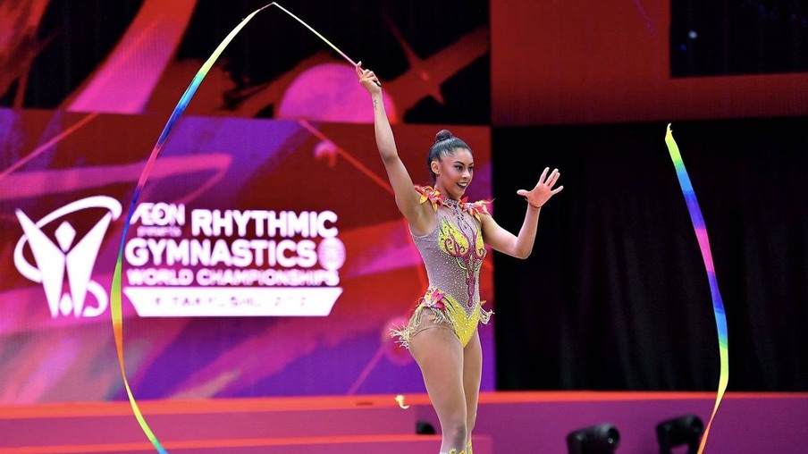 Bárbara Domingos se classifica à final do Mundial de Ginástica Rítmica