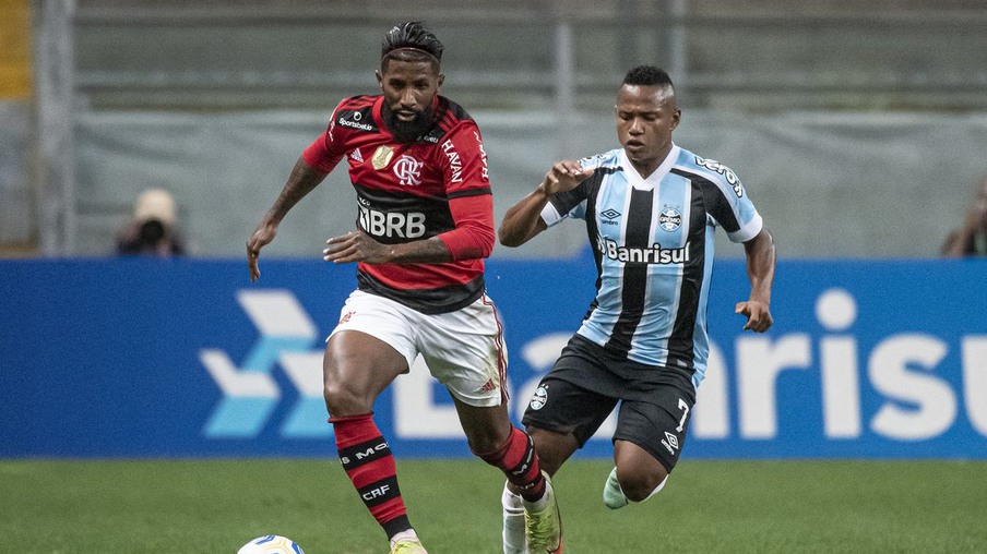 Com um a menos, Grêmio arranca empate com reservas do Flamengo