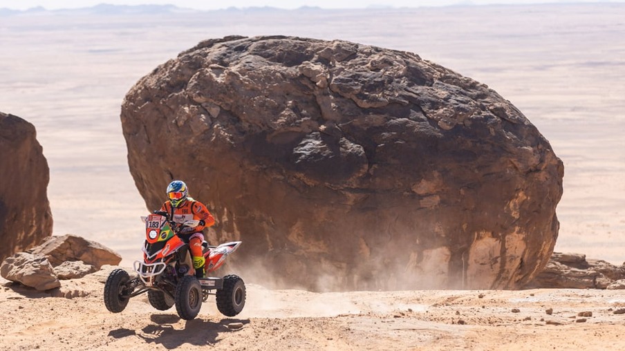 Marcelo Medeiros conquista 9º lugar na Quadriciclos no Dakar